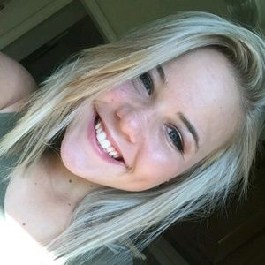 Meet your Posher, Karlie